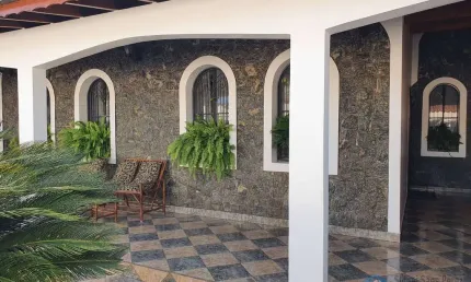 CHÁCARA 877,25 M2 PORTEIRA FECHADA 4 QUARTOS C/ PISCINA NO CAJURU – SOROCAB