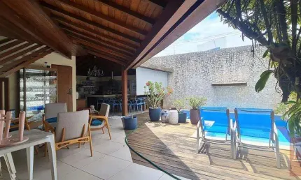 Casa em condomínio fechado com 5 quartos à venda na Avenida Praia de Itapoan, 41, Vilas do Atlantico, Lauro de Freitas