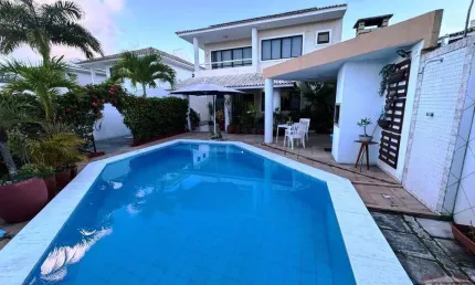 Casa com 4 quartos à venda na Avenida Praia de Itapoan, 553, Vilas do Atlantico, Lauro de Freitas
