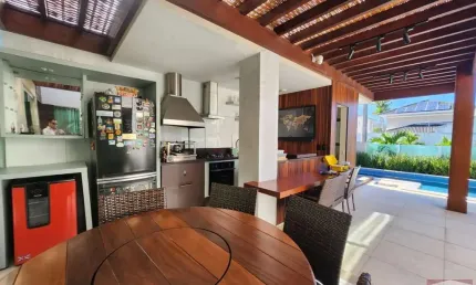 Casa em condomínio fechado com 4 quartos à venda na Avenida Praia de Itapoan, 132, Vilas do Atlantico, Lauro de Freitas
