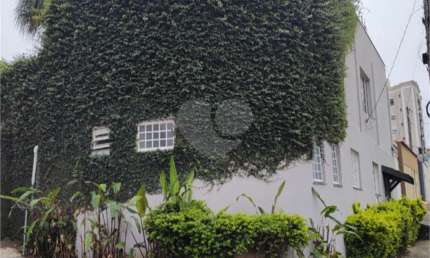 Sobrado com 2 quartos à venda em Jardim Santiago - SP