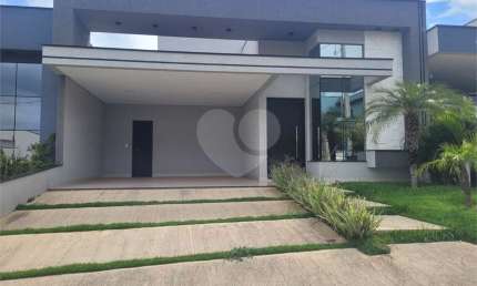 Condomínio com 3 quartos à venda em Jardim Panorama - SP