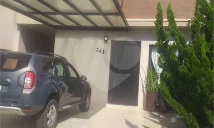 Condomínio com 3 quartos à venda em Parque Residencial Indaiá - SP