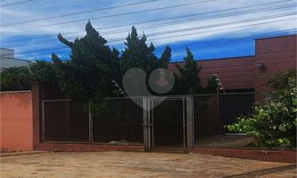 Casa térrea com 3 quartos à venda em Jardim Europa - SP