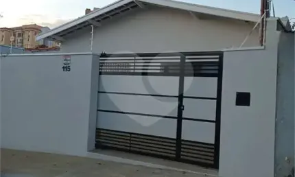 Casa térrea com 3 quartos para locação em jardim pau preto - sp