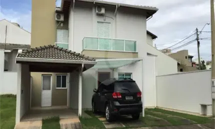 Condomínio com 3 quartos à venda em Villaggio Di Itaici - SP