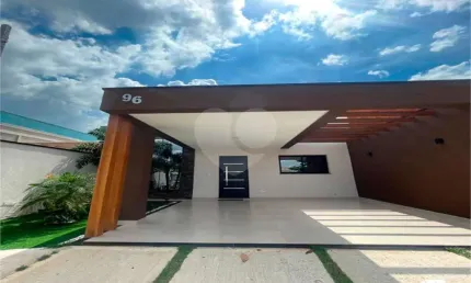 Condomínio com 3 quartos à venda em Jardins Do Império - SP