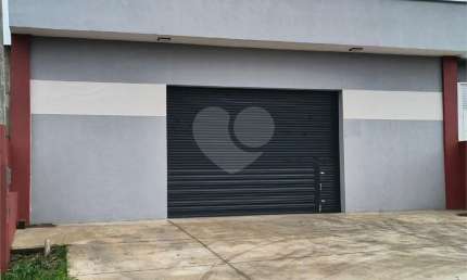 Salão Comercial à venda ou para locação em Jardim Guarujá - SP
