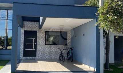 Condomínio com 3 quartos à venda em Jardins Do Império - SP