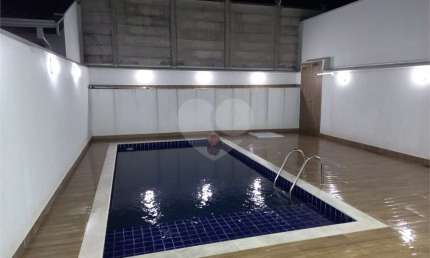 Condomínio com 3 quartos à venda em Jardins Do Império - SP