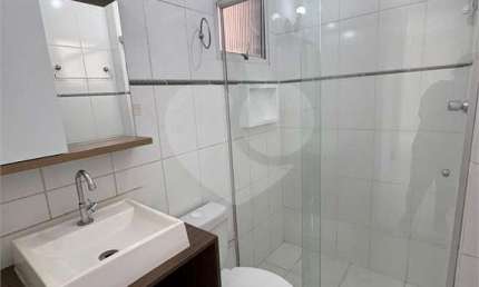 Apartamento com 2 quartos para locação em Vila Brizzola - SP