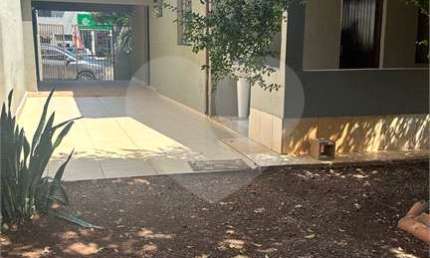 Casa térrea com 2 quartos para locação em Vila Brizzola - SP