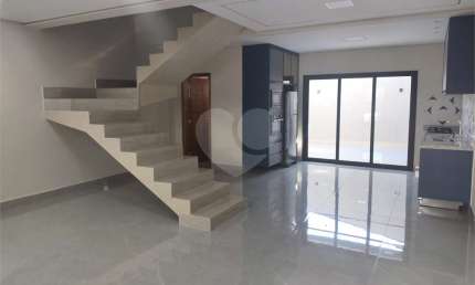 Sobrado com 3 quartos à venda em Jardim Pau Preto - SP
