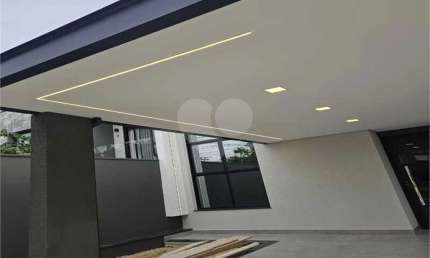 Condomínio com 3 quartos à venda em Parque Residencial Indaiá - SP