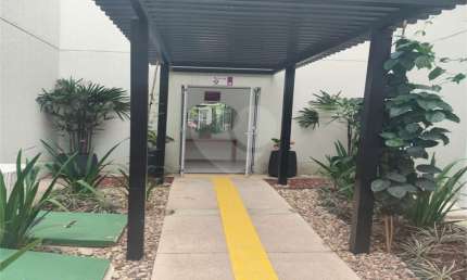 Apartamento com 2 quartos para locação em Jardins Do Império - SP
