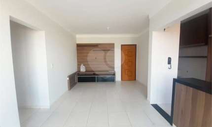 Apartamento com 3 quartos à venda em Aqui Se Vive - SP