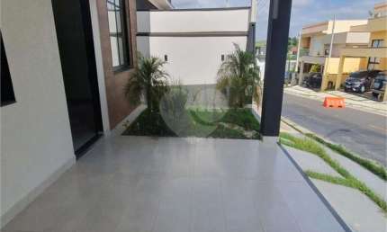 Condomínio com 3 quartos à venda ou para locação em Jardins Do Império - SP
