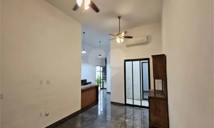 Condomínio com 3 quartos para locação em Jardim Mantova - SP