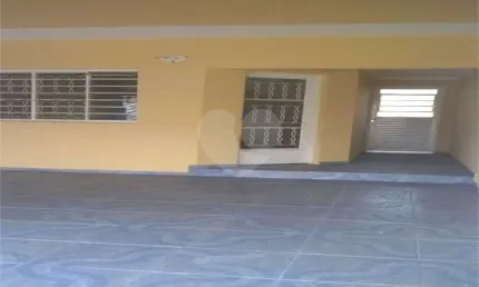 Sobrado com 2 quartos para locação em Jardim São Francisco - SP