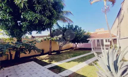 Casa com 3 quartos à venda ou para locação em Jardim Morada Do Sol - SP