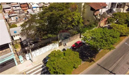 Terreno à Venda Av. Barão do Rio Branco em Juiz de Fora -MG