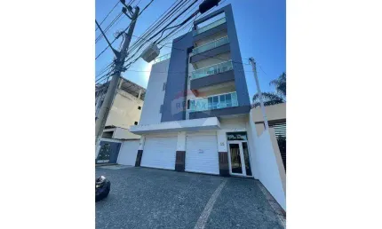 Loja Comercial Grande e Moderna no Bairro Aeroporto, Próxima ao Estádio Municipal