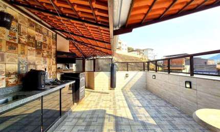 Cobertura duplex 2 quartos e uma vaga, próximo ao Centro de Juiz de Fora