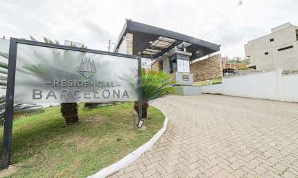 Terreno 414m² com excelente topografia a venda no Residencial Barcelona