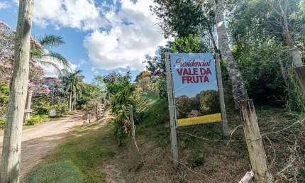 Terreno rural em condomínio fechado - Bairro Linhares