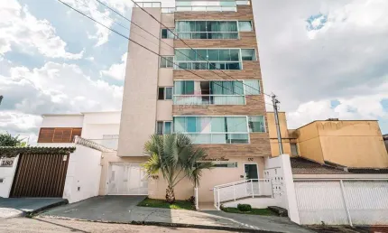 Apartamento garden com 2 quartos e elevador no Aeroporto