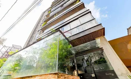 Apartamento Exclusivo com 4 Suítes e Varanda Gourmet ao Lado do Colégio do Carmo