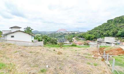 Vendo terreno com 1.123m² no Condomínio Fazendinhas do Ipiranga