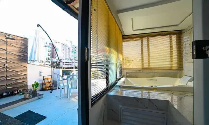 Cobertura 3 quartos para venda no Bairro Jardim Laranjeiras em Juiz de Fora, MG.