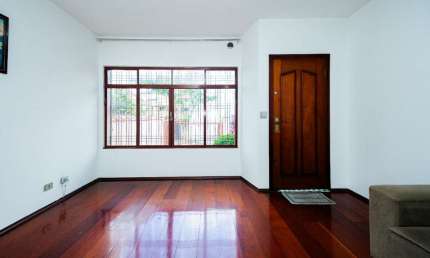 Sensacional casa tipo para venda com 5 quartos, sendo 1 suíte, 247m²