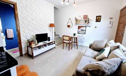 Casa no condomínio Residencial Baptista I para venda com 2 quartos, sendo 2 suítes, 62m²