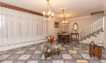 Espetacular sobrado para venda com 3 quartos, 250m²
