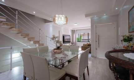 Sensacional sobrado para venda com 3 quartos, sendo 3 suítes, 160m²