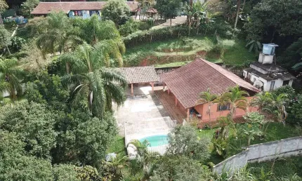 Aconchegante casa tipo para venda em Tremembé com 3 quartos, sendo 1 suíte, 210m²