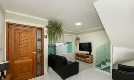 Espetacular sobrado para venda com 2 quartos, sendo 2 suítes, 140m²