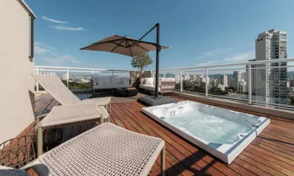 Aconchegante cobertura para venda em Santana com 3 quartos, sendo 3 suítes, 203m²