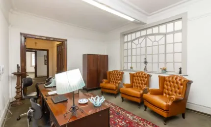 Espetacular conjunto comercial para venda em República, 200m²