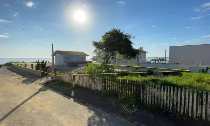Terreno à venda no Centro, Penha 