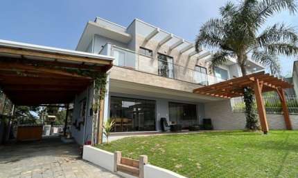 Casa com 3 quartos à venda na Avenida Nereu Ramos, 101, Praia da Saudade, Penha