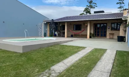Casa com 2 quartos à venda no Centro, Penha 