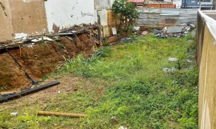 Terreno à venda na Barra, Salvador 