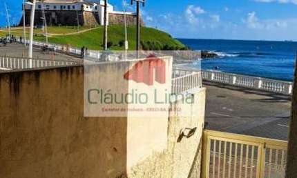 Studio para locação de frente para o Farol da Barra!