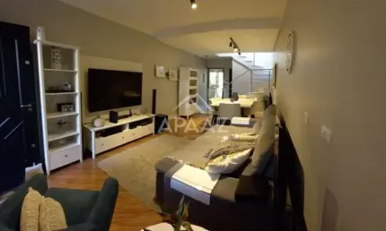 Sobrado à venda, 3 quartos, 1 suíte, 2 vagas, Vila Industrial - São Paulo/SP