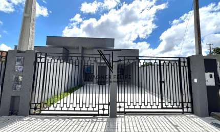 Casa com 03 quartos (suíte) - 92 m² construídos - Boneca do Iguaçu.