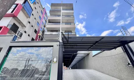 Apartamento de 3 Quartos com Suíte, Elevador e Vaga Coberta – 80,30 m² Privativos – Região Central.