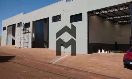 Casa comercial para alugar no Distrito Industrial, Cravinhos 